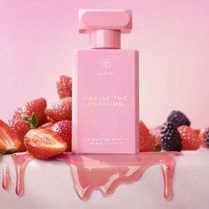 Oakcha ‘Praise the Perfume’ Fragrance